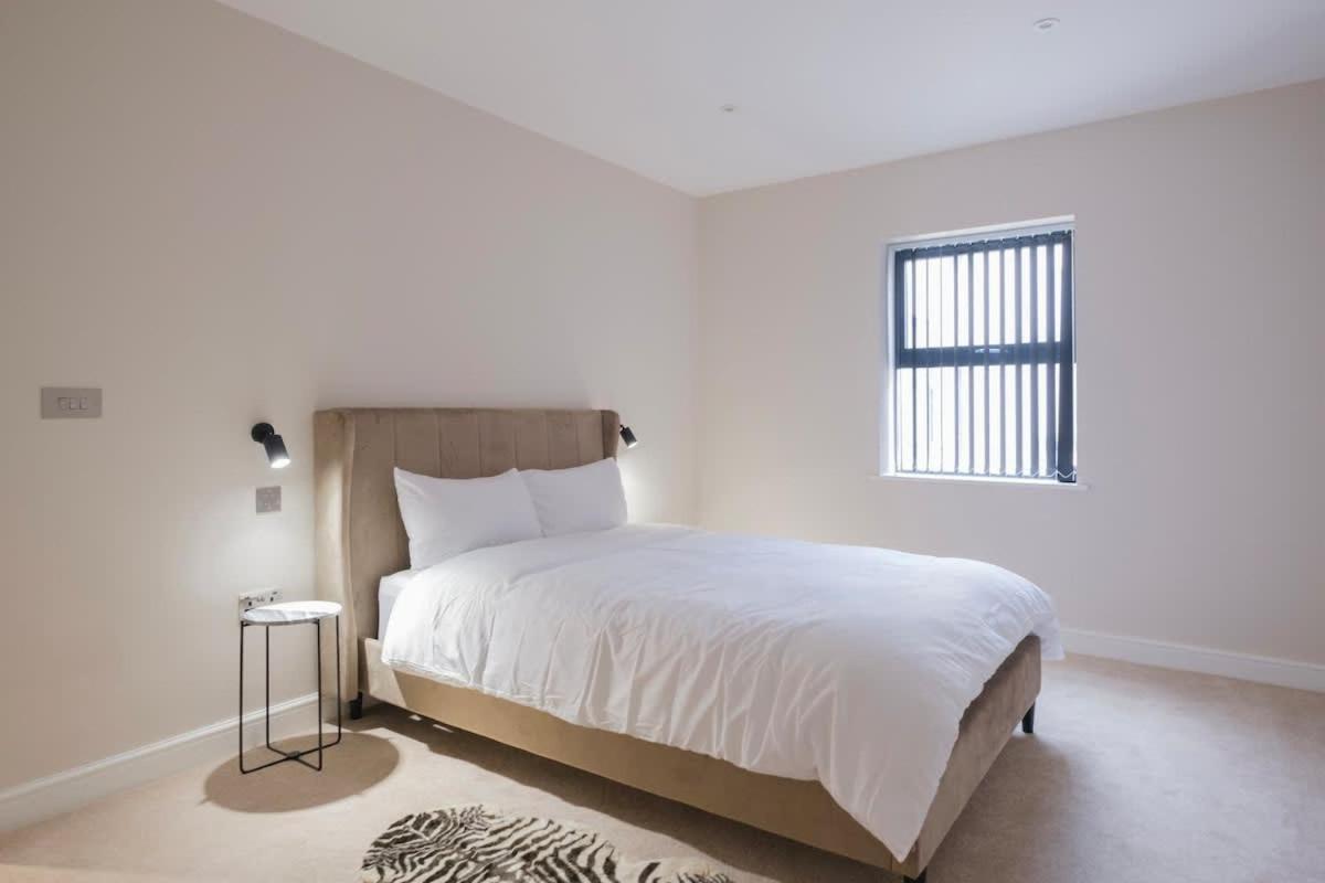 Charming 1-Bedroom Apartment In Leeds City Centre Perfect For Couples Or Solo Travelers מראה חיצוני תמונה